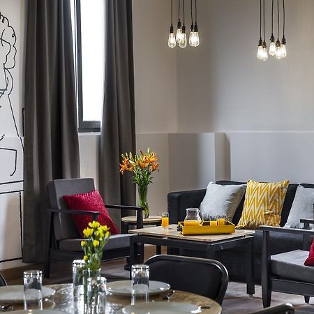 Oyo Townhouse 5 Jubilee Hills Hotel Hyderabad Ngoại thất bức ảnh