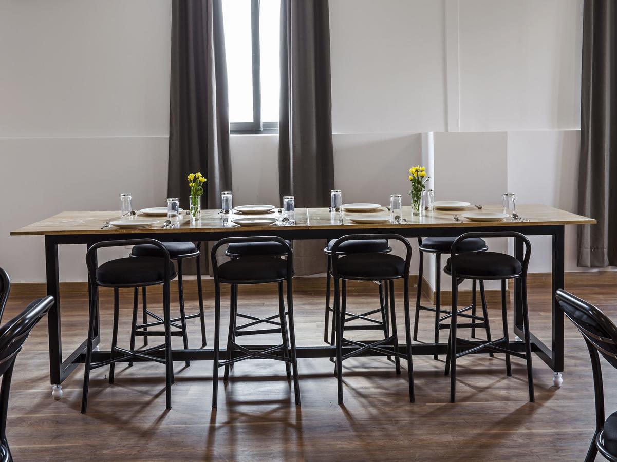 Oyo Townhouse 5 Jubilee Hills Hotel Hyderabad Ngoại thất bức ảnh