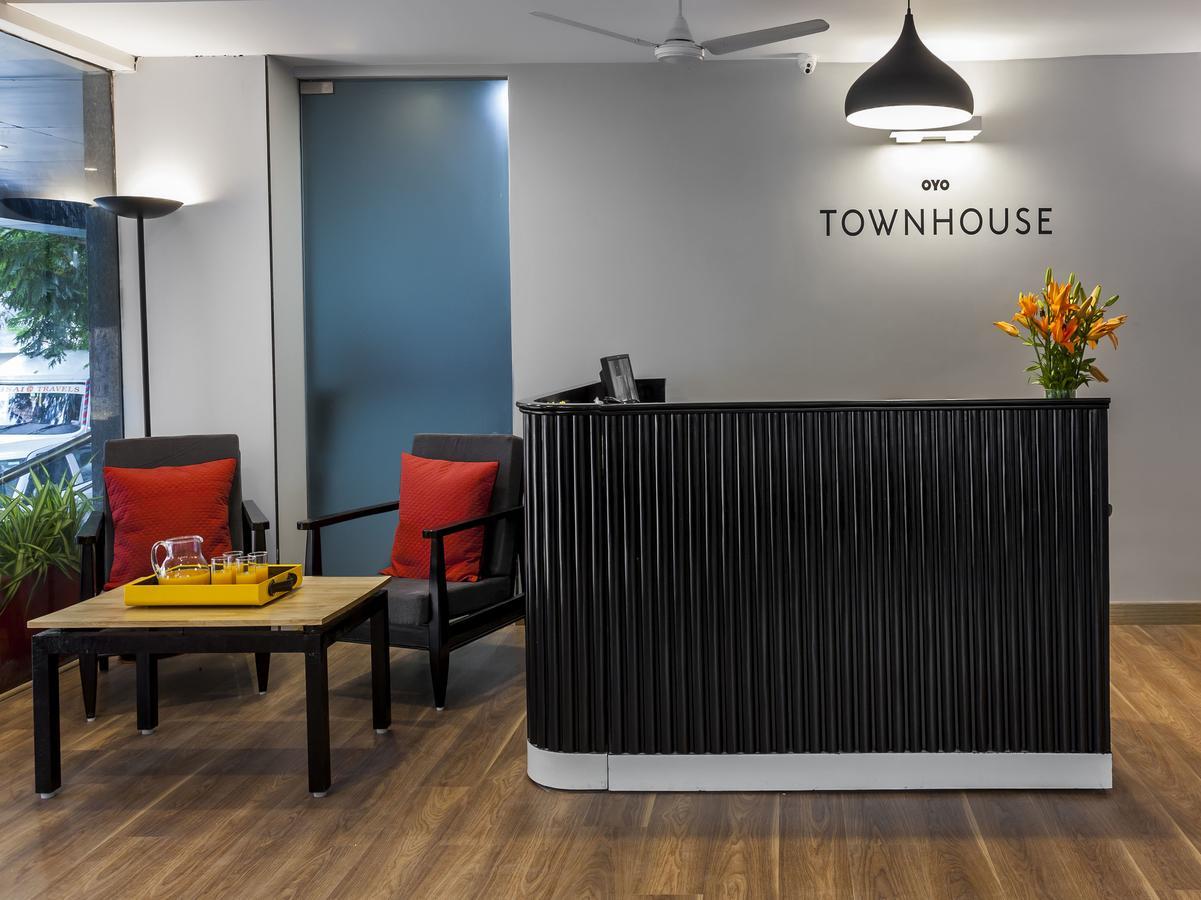 Oyo Townhouse 5 Jubilee Hills Hotel Hyderabad Ngoại thất bức ảnh