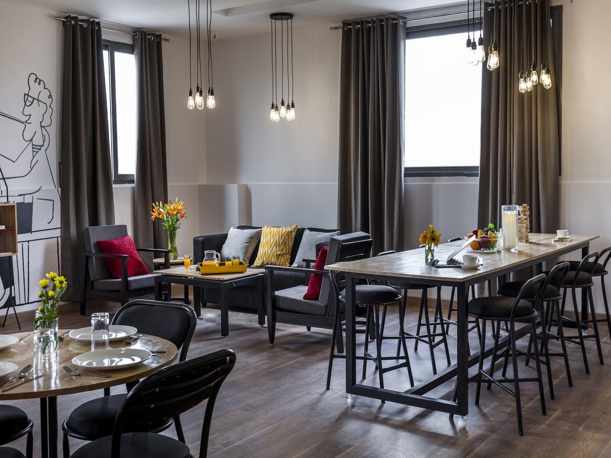 Oyo Townhouse 5 Jubilee Hills Hotel Hyderabad Ngoại thất bức ảnh
