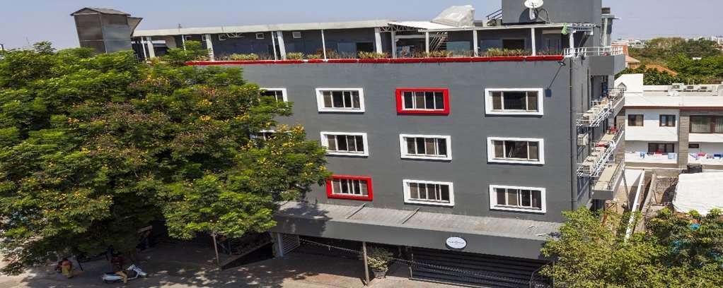 Oyo Townhouse 5 Jubilee Hills Hotel Hyderabad Ngoại thất bức ảnh