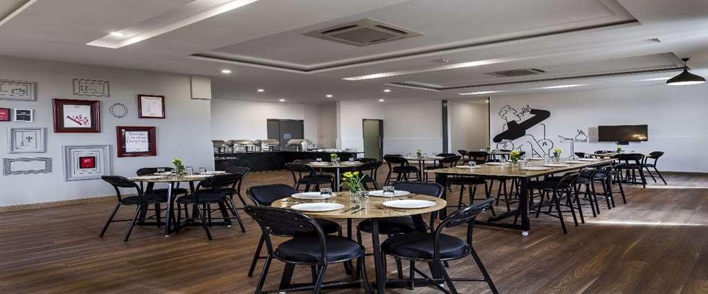 Oyo Townhouse 5 Jubilee Hills Hotel Hyderabad Phòng bức ảnh